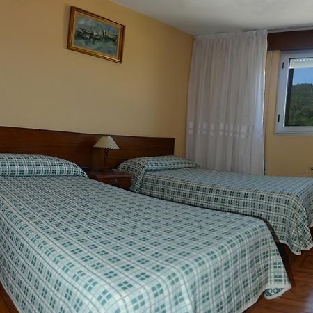 Hostal Baviera Pesués 외부 사진