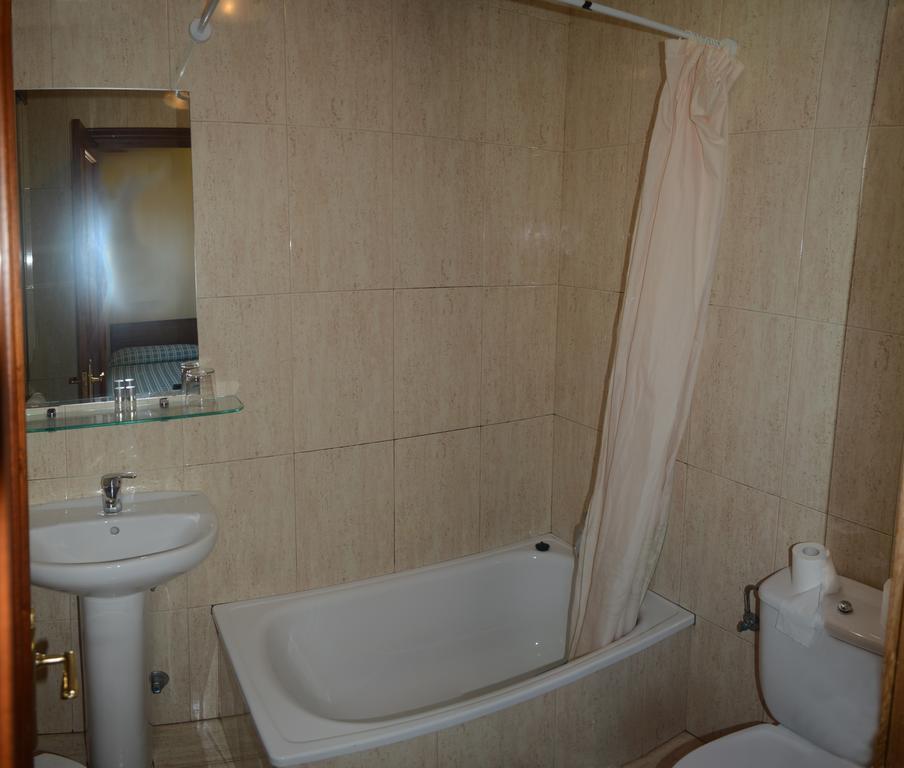 Hostal Baviera Pesués 외부 사진